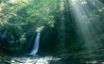 Tapety na plochu - Waterfall sun rays